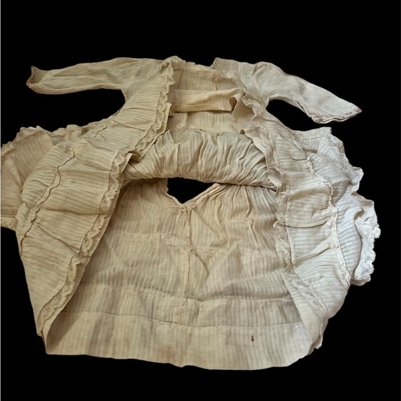 Antique Baby Dress - Picture 2 of 4